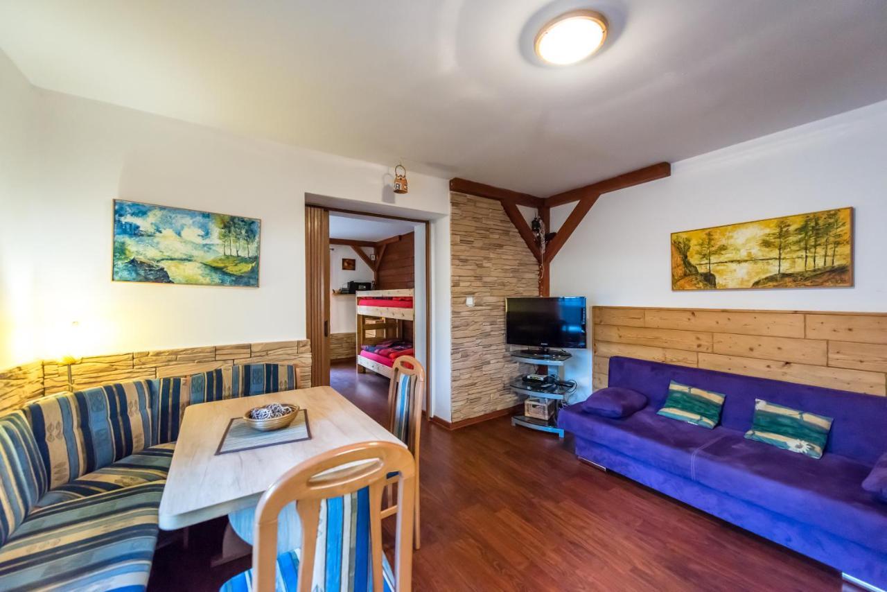 Apartmány Domino Zelezna Ruda Exterior foto