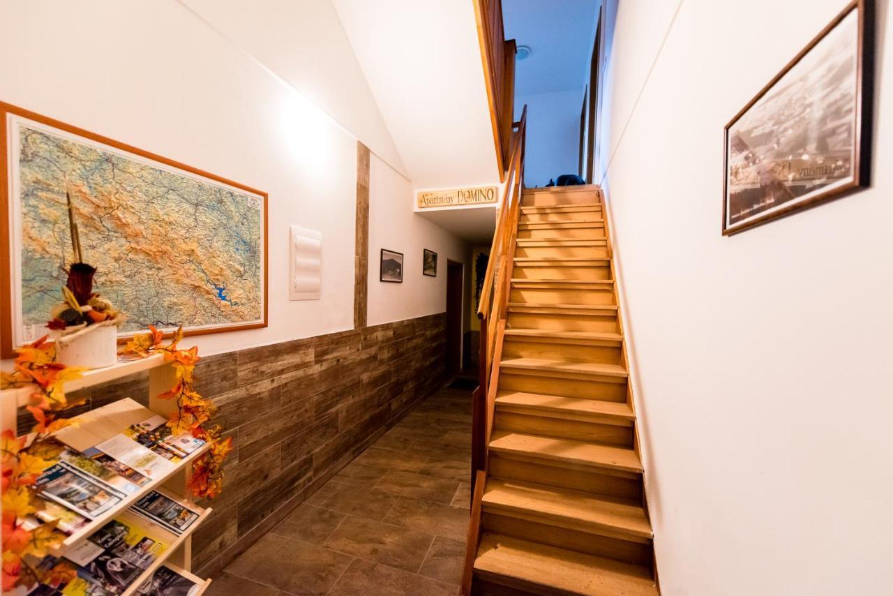 Apartmány Domino Zelezna Ruda Exterior foto