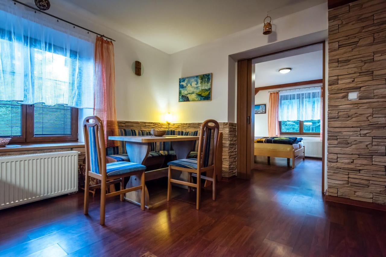Apartmány Domino Zelezna Ruda Exterior foto