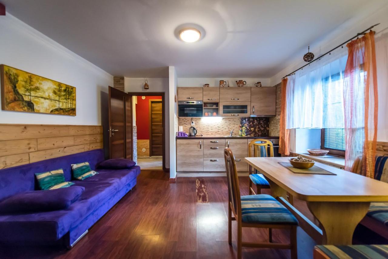 Apartmány Domino Zelezna Ruda Exterior foto