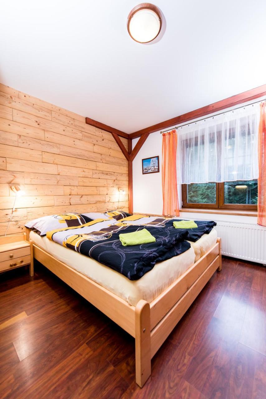 Apartmány Domino Zelezna Ruda Exterior foto